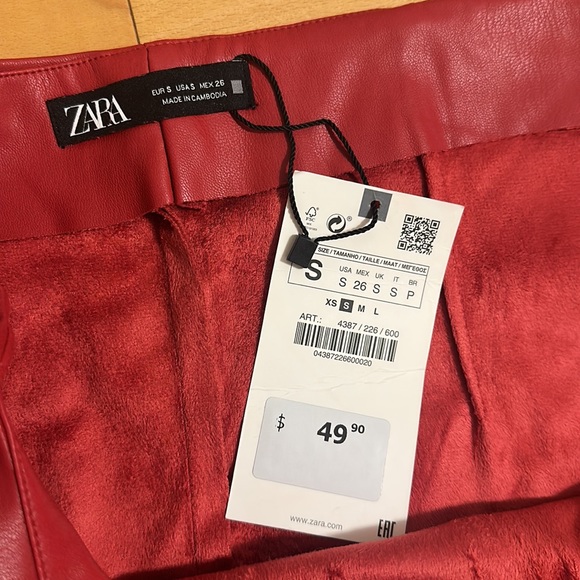 Zara skirt - Picture 2 of 2